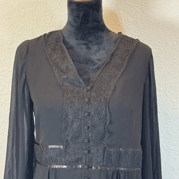 Nine West Black Lace Blouse long sleeve - Picture 2 of 13